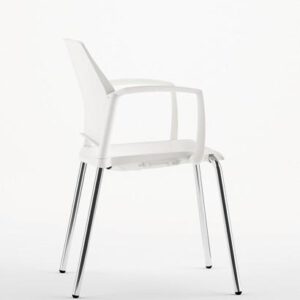 A580 - stevige kunststof kantine / school stoel met armleggers - PMS Projectinrichting