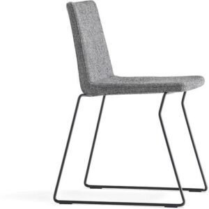 Osaka Metal 5724 - stoel met gestoffeerde zitting en sledeframe. FSC 100% gecertificeerd - PMS Projectinrichting