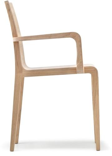 Young 425 - geheel houten design stoel met armleggers - PMS Projectinrichting